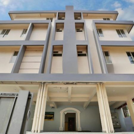 Luxe Vue Appartment Thiruvananthapuram Exteriör bild